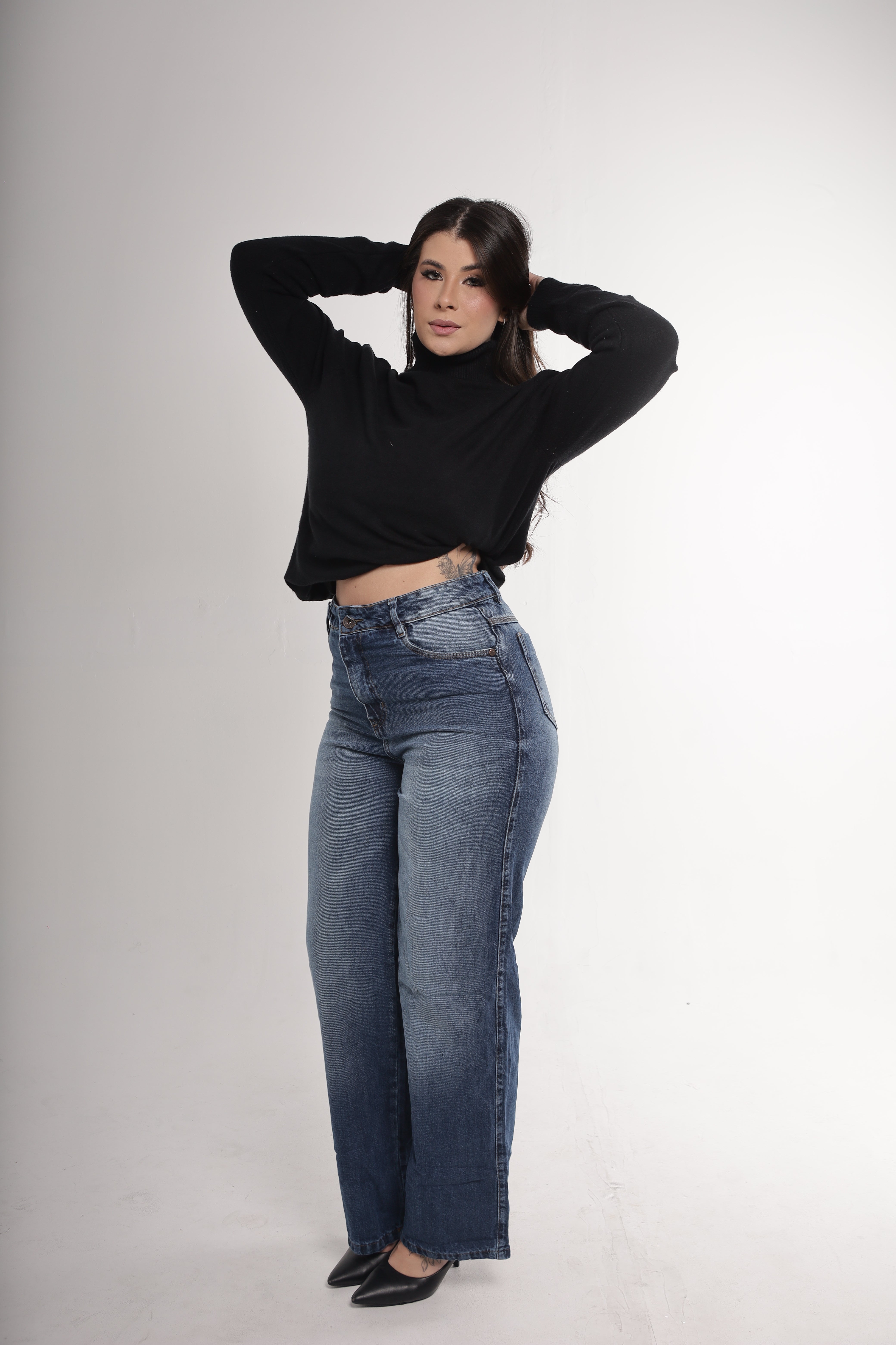 Calça Jeans Wide Leg Cintura Alta – Lavagem Média Estonada