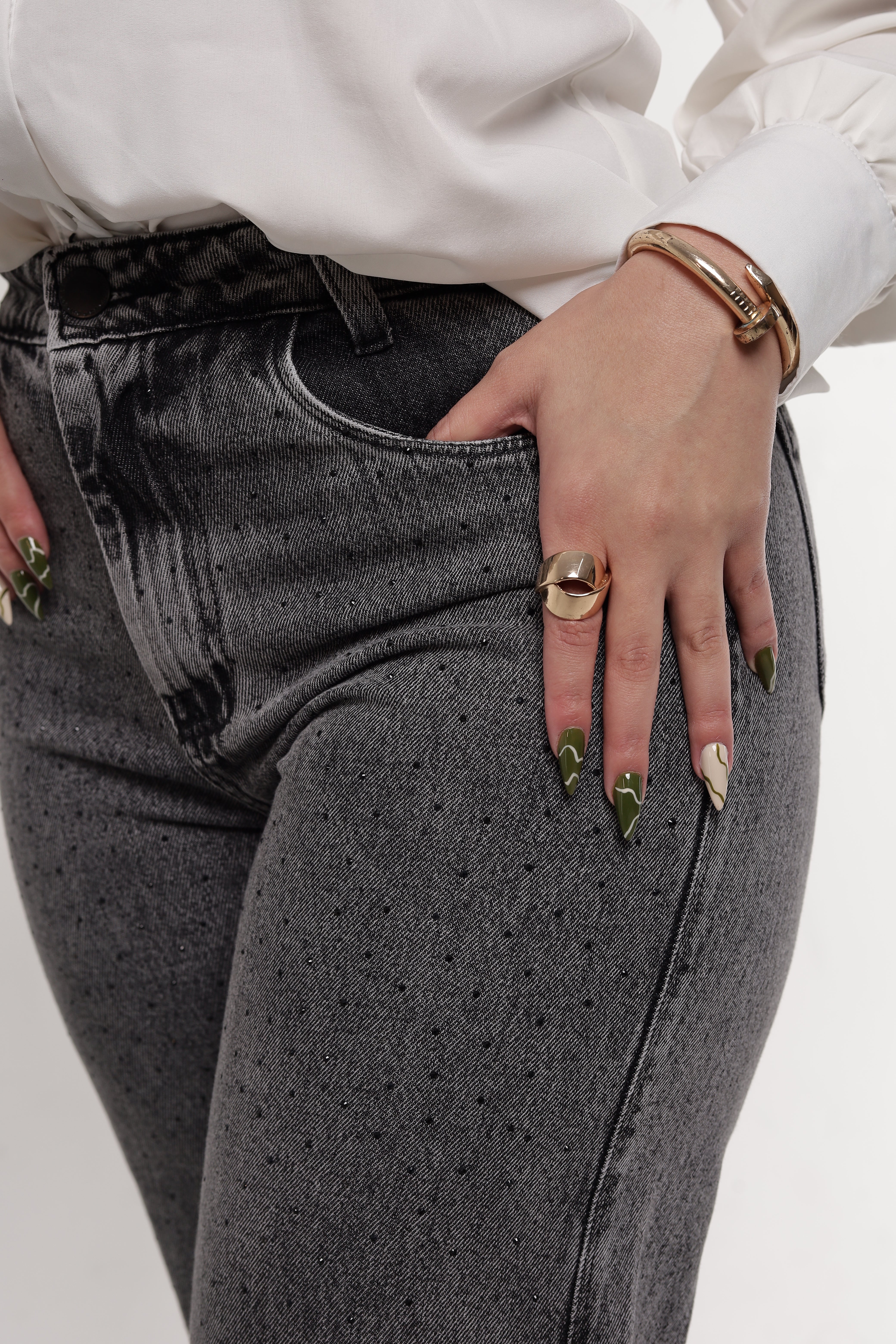 Calça Jeans Reta Cintura Alta com Strass